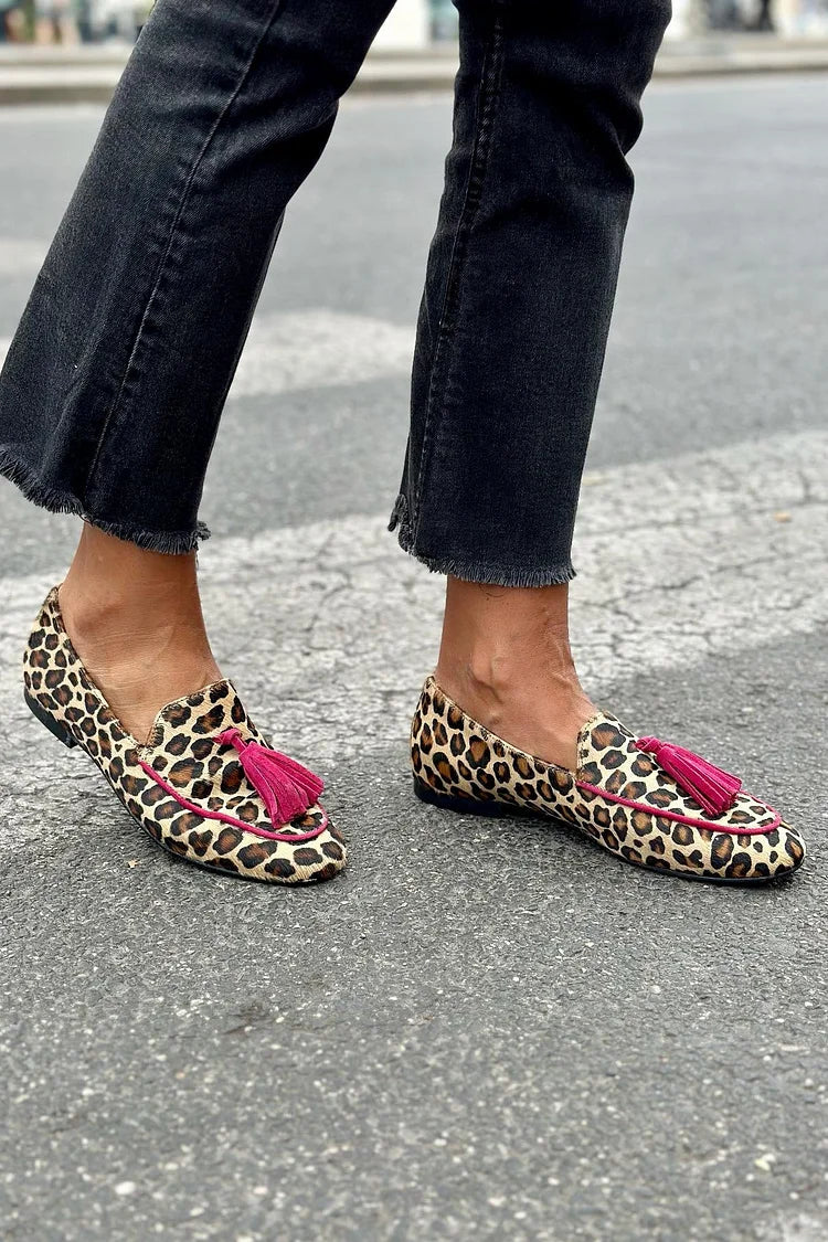 Edith | Mocasín de Print Animal con Flecos Fucsias