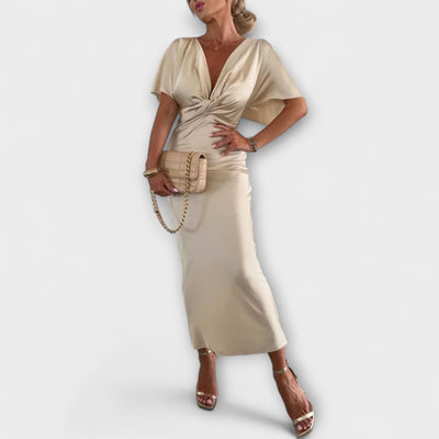 Sable - Vestido Maxi Ajustado de Satén Sólido con Escote en V y Nudo Cruzado