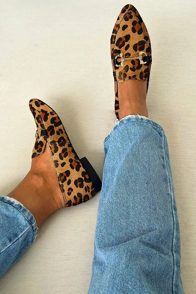Eliana | Mocasín con Detalle Metálico