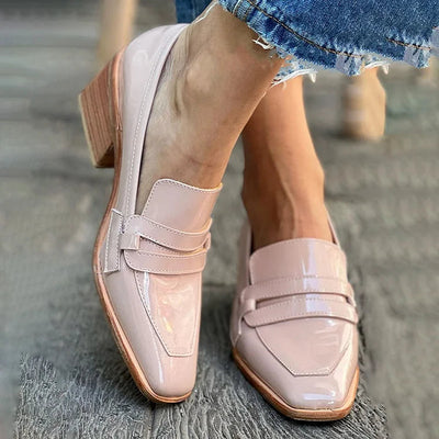 Eden | Mocasines con Tacón Ancho Brillante