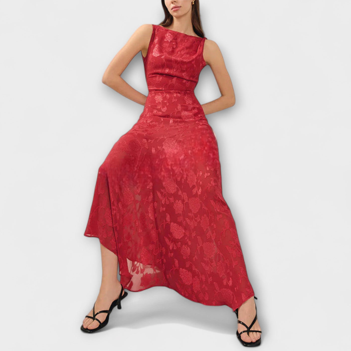Opal - Elegante Vestido Maxi de Encaje sin Espalda y con Cordones