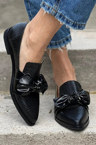 Georgia | Mocasín Negro con Lazo Brillante