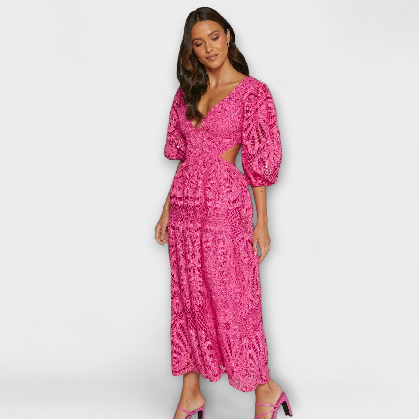 Vestido Elegante con Detalles Delicados