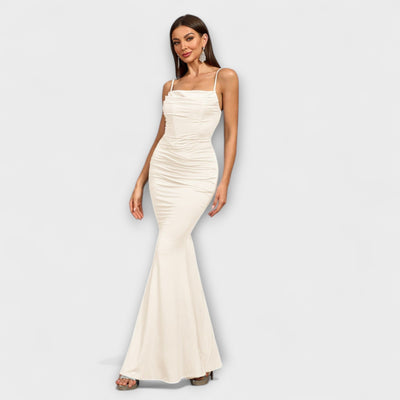 Callie - Vestido Elegante con Volantes