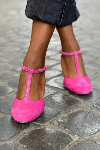 Dakota | Sandalia Cerrada Con Correa T-Bar